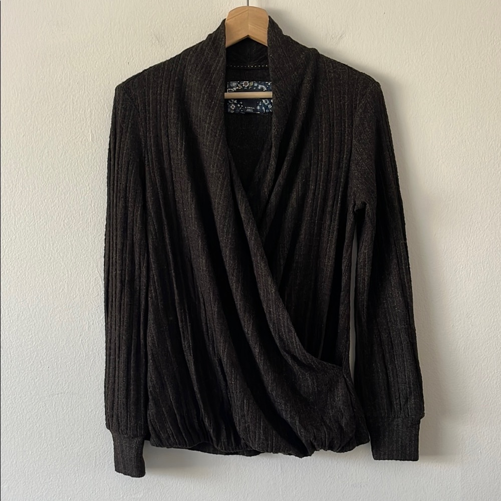 Maeve by Anthropologie Maeve Rafela Hacci‎ Surplice Top in Black size XS
